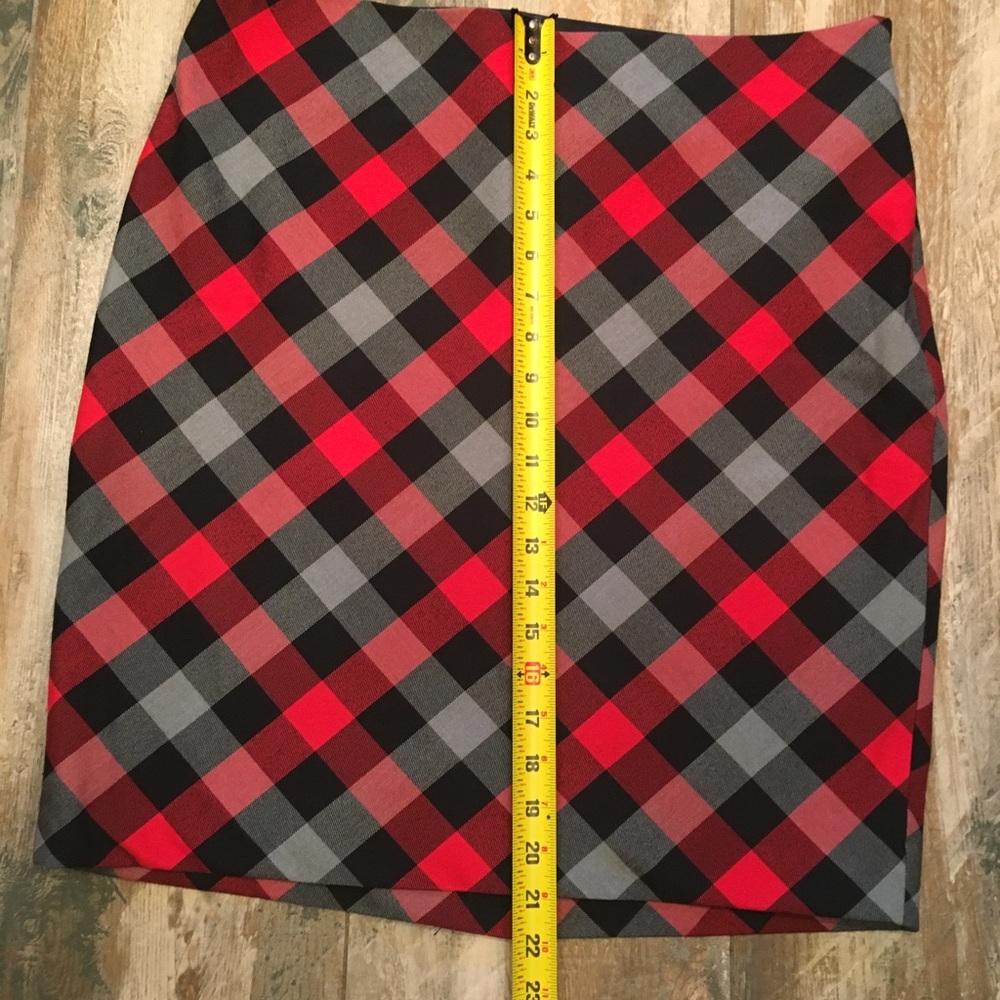 💫💫donating 3/6 The Limited skirt - Picture 3 of 5